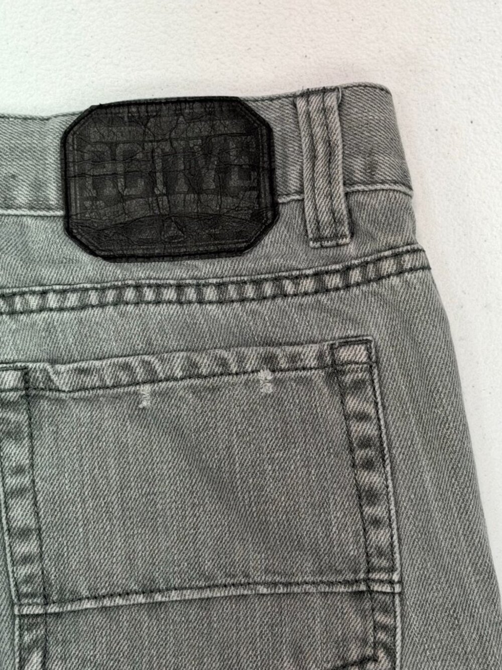 Active Revolt Jeans Mens 30 Gray Super Slim Straight Leg Skate Denim 29 Inseam